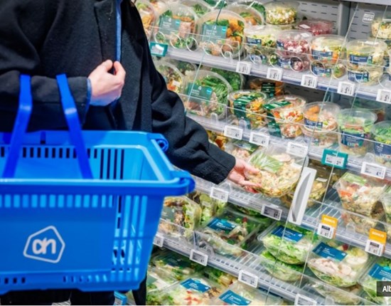 Een winkelmandje van Albert Heijn